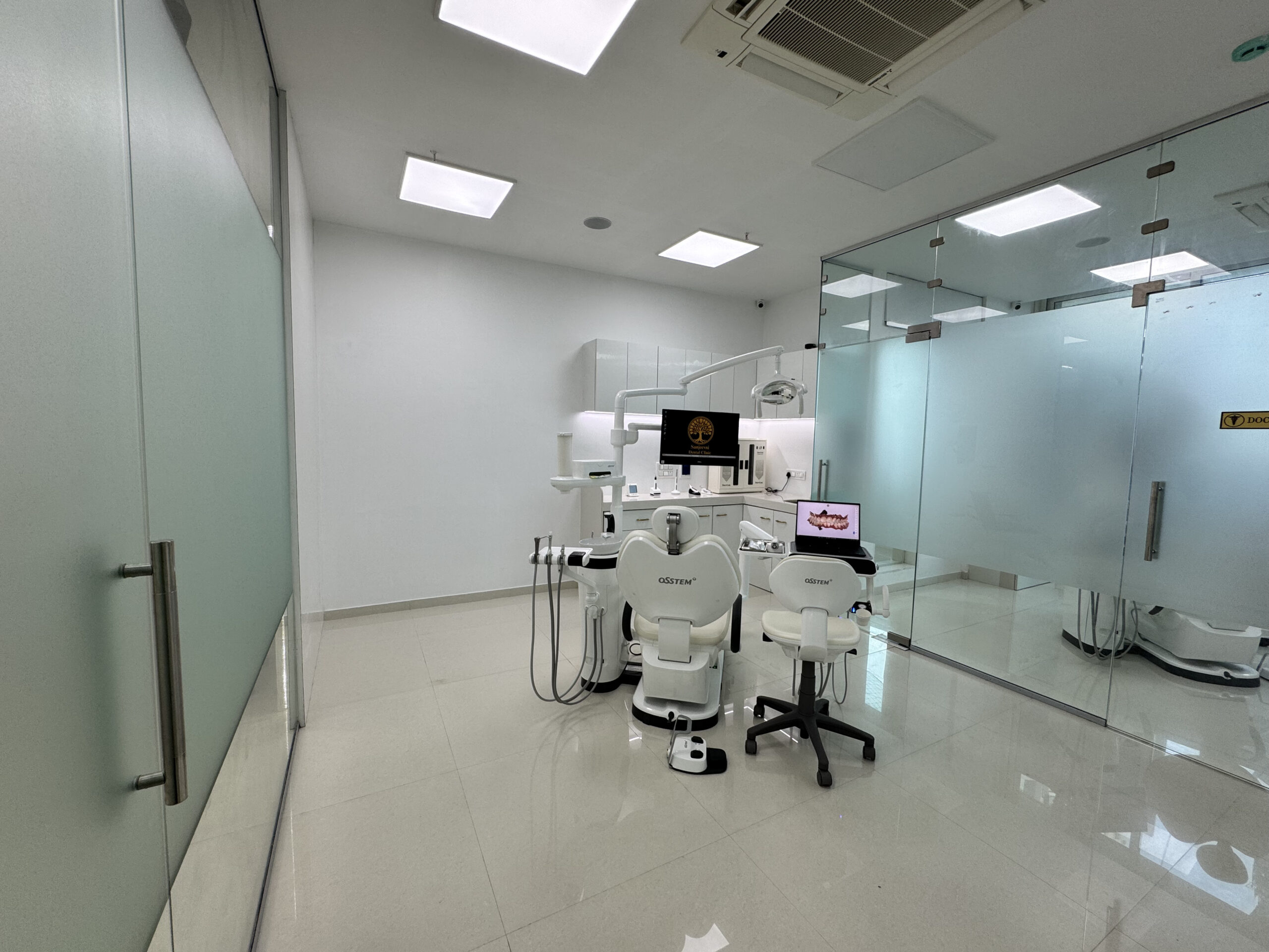 Dentist in Kalyan West Khadakpada